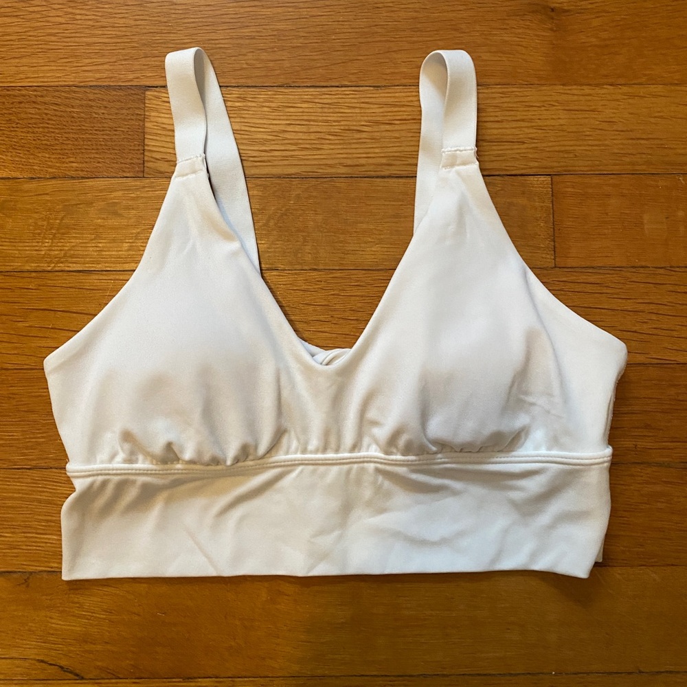 Aerie Real Me Twist Back Sports Bra